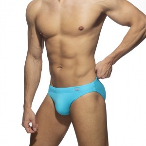 ADS097 BASIC AD SWIM BRIEF