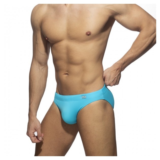 ADS097 BASIC AD SWIM BRIEF